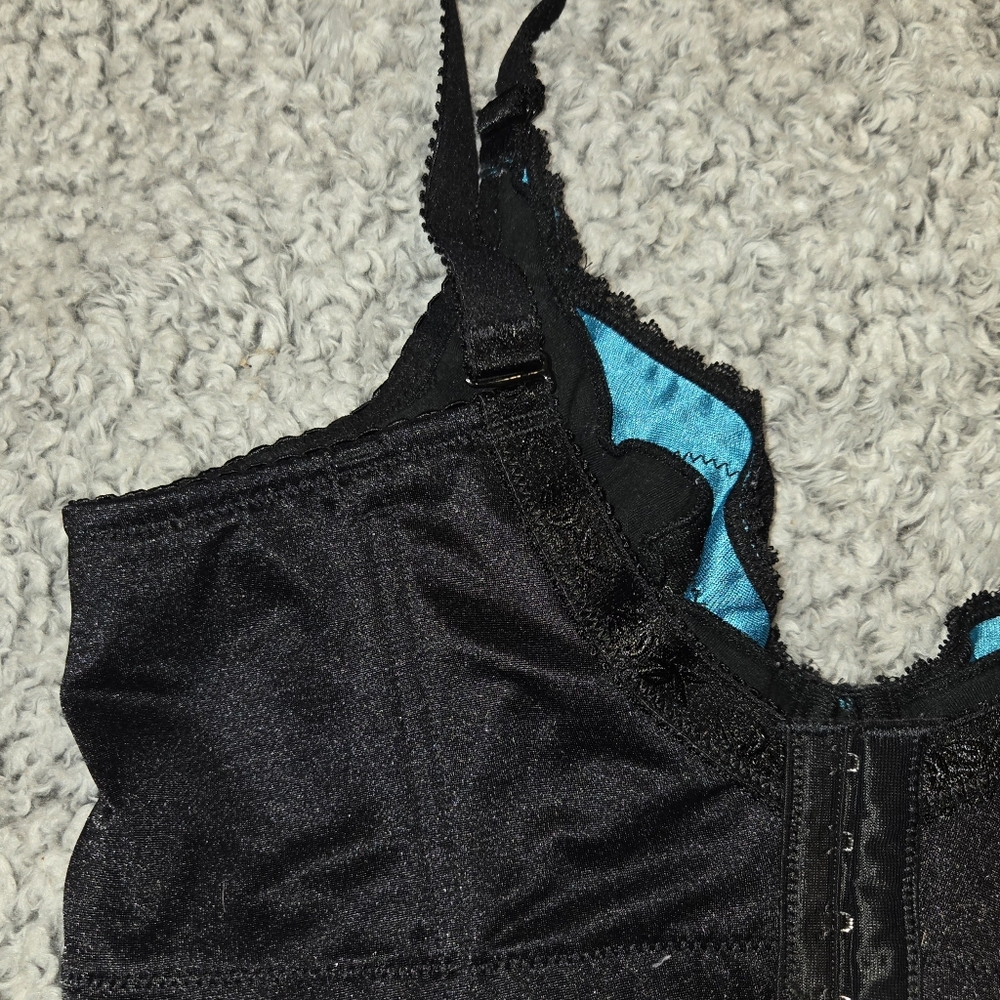 ❤️ Size 40B Lace Bra - Picture 11 of 14